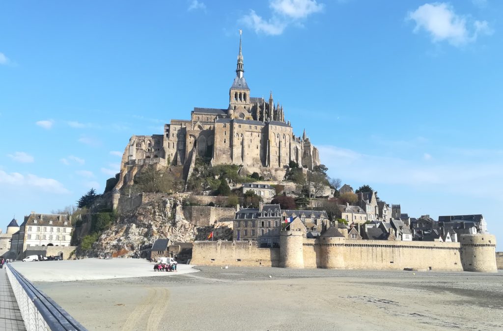 学生ビザでモンサンミッシェルで仕事を見つけるまで（フランス）